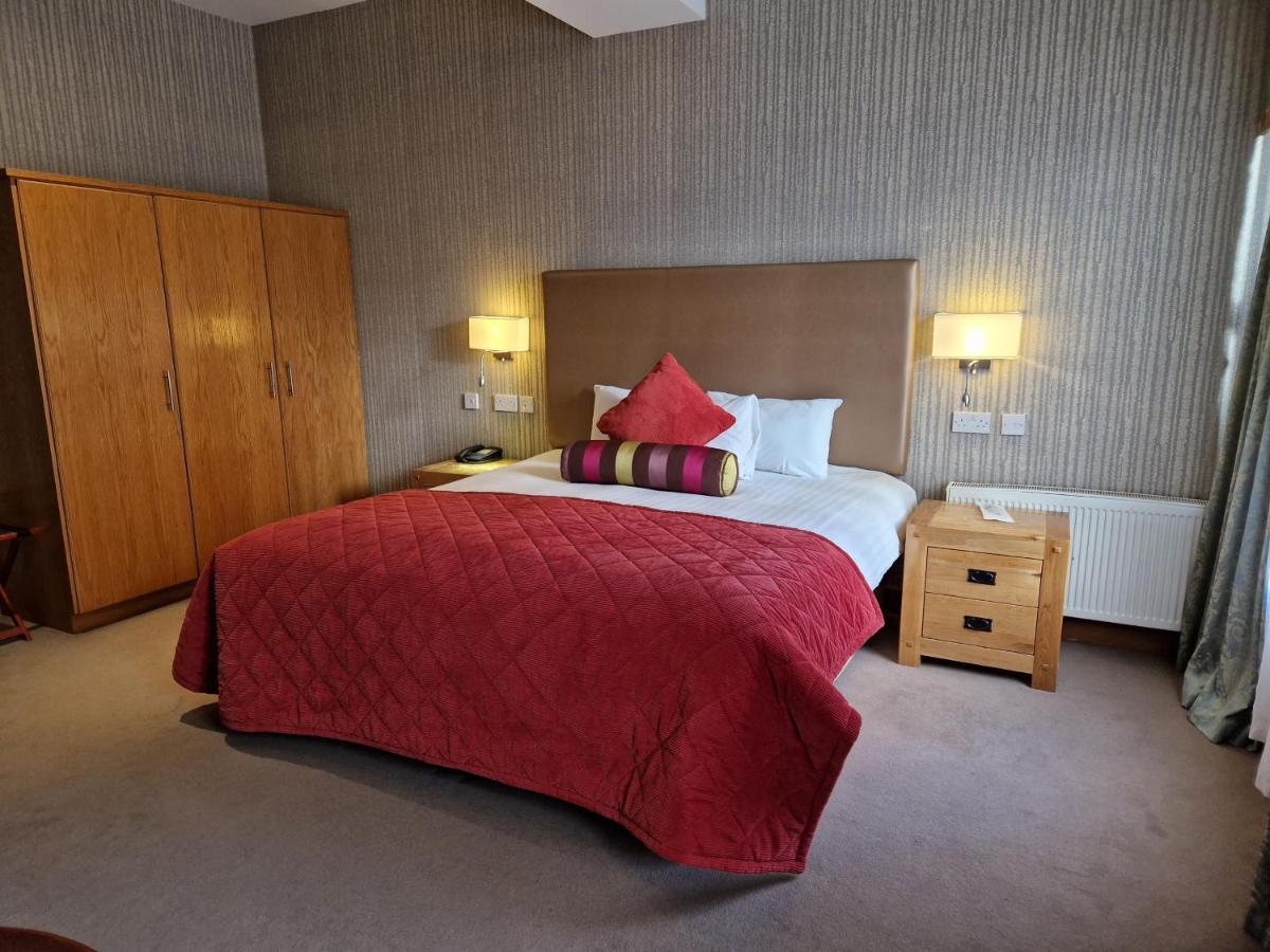Lawlors Hotel Naas Exterior photo